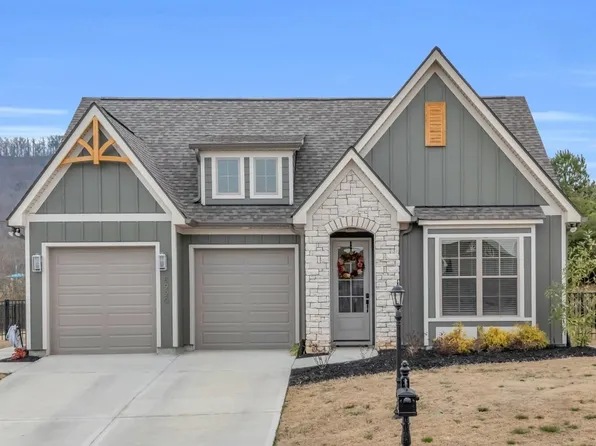 8920 Little Pine Ln, Ooltewah, TN 37363