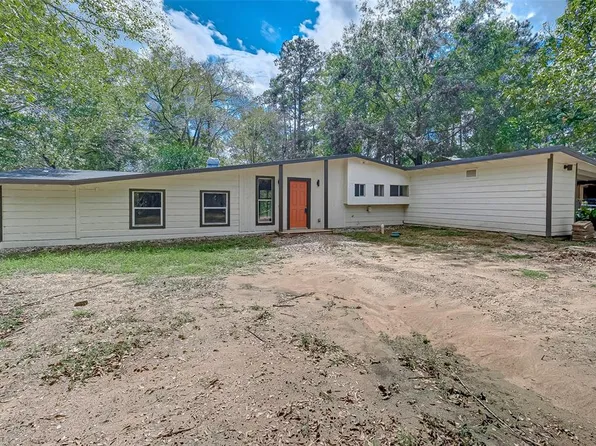 1917 Northshore Dr, Conroe, TX 77304