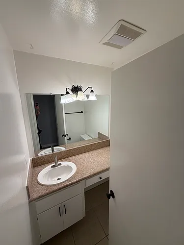 Floor plan 1 bed 1 and a half bath