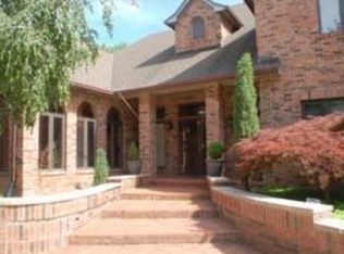 2601 S Robins Bow, Bloomington, IN 47401