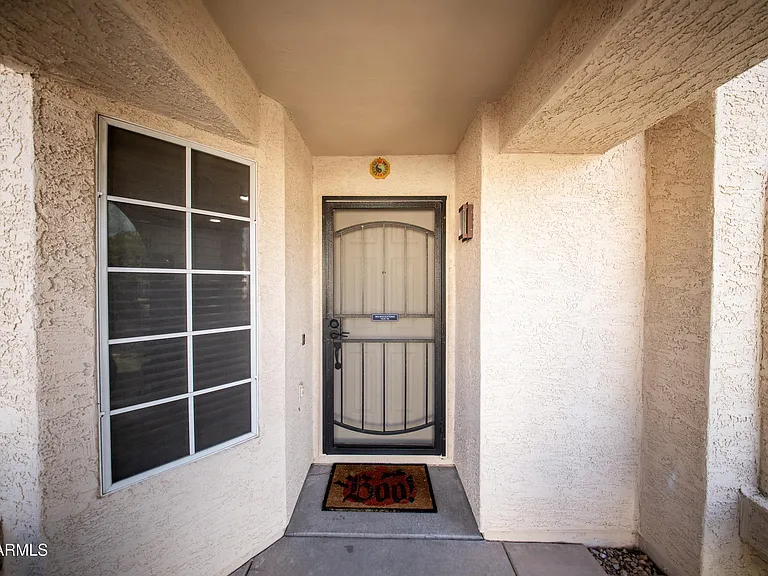 1118 S Surfside Dr — Photo 2