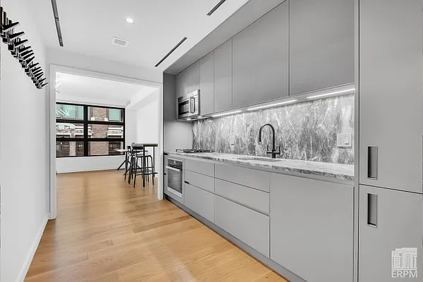 Rented by Empire Real Property Managers LLC  | media 19