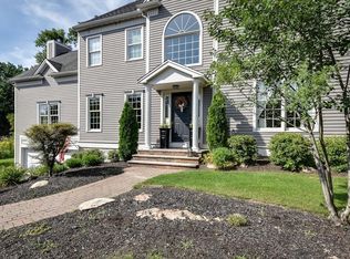 4 Joshua Path, Natick, MA 01760