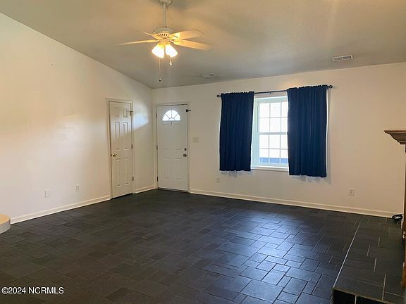 3rd image of 212 Glenwood Drive