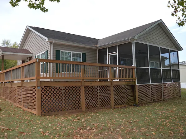 14 Garden Spot Ln, Camden, SC 29020