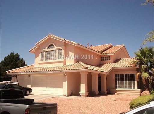 2nd image of 2454 Millcroft Dr