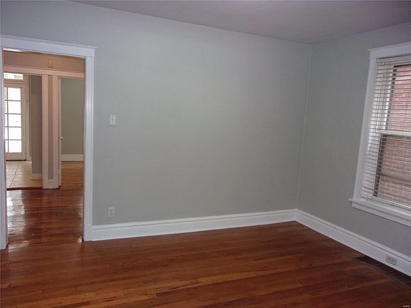 5th image of 3116 Geyer Ave #1F