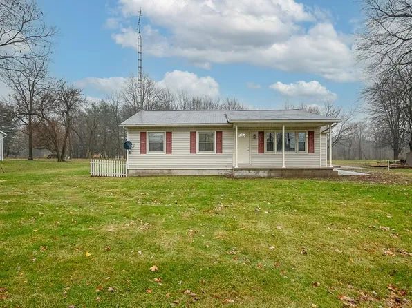 961 S Market St, Galion, OH 44833