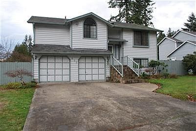 1st image of 613 Acorn Ct SE