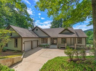 1 Northstar Ln, Landrum, SC 29356