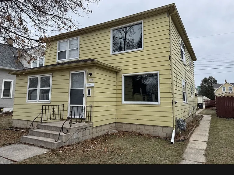 1610 Division Ave — Photo 10