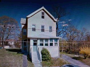 17 Grove St, Poughkeepsie, NY 12601