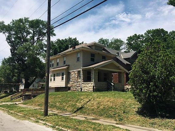 5th image of 5646 Olive St
