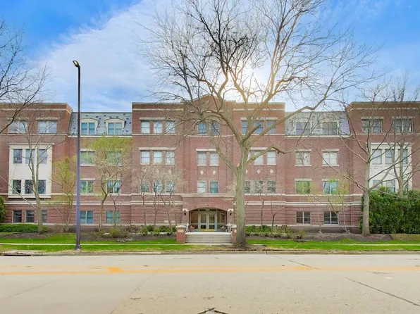 1688 Green Bay Rd APT 404, Highland Park, IL 60035