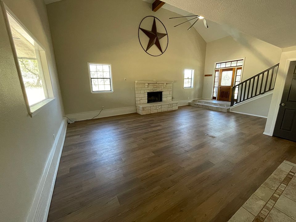 1st image of 620 Gregg Dr