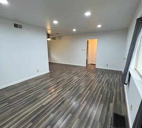 2nd image of 703 S Church St #C