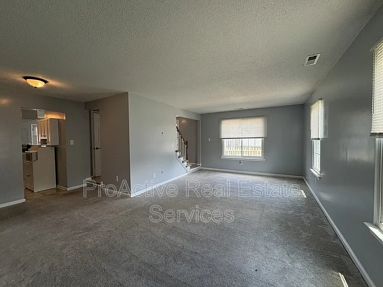 1501 Antler Cir — Photo 12