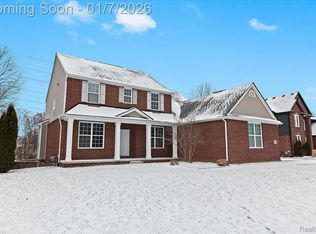 53283 Jaclyn Dr, Shelby Township, MI 48315