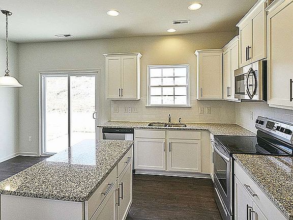 3rd image of 457 N Great White Way