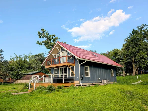 W6048 Freedom Rd, Montello, WI 53949