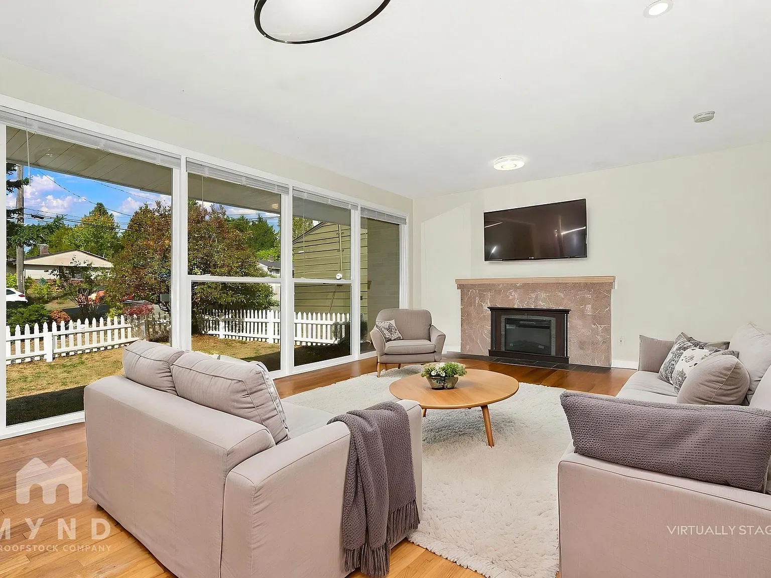 3 bed, 2.0 bath, 1530 sqft, $3,275 — Photo 2
