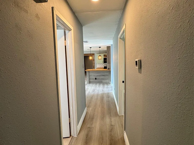 3520 Roanoke Dr — Photo 15