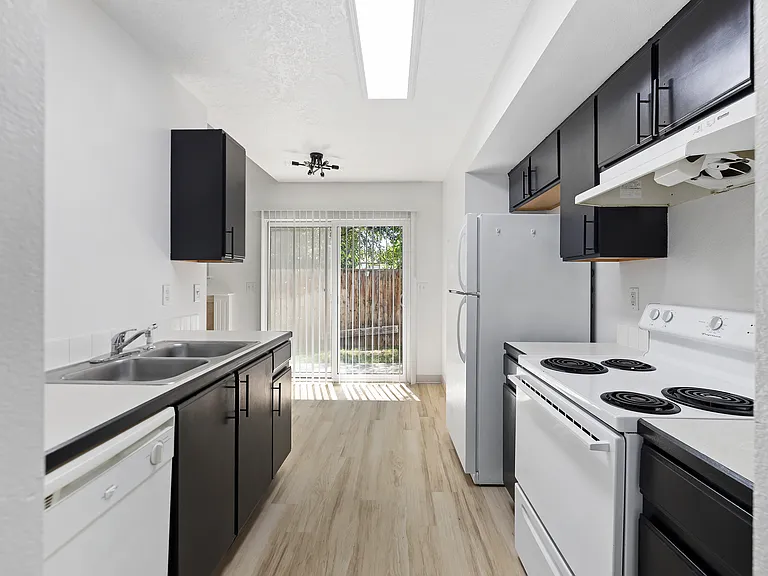 1270 N Stephanie Ln #101 — Photo 10