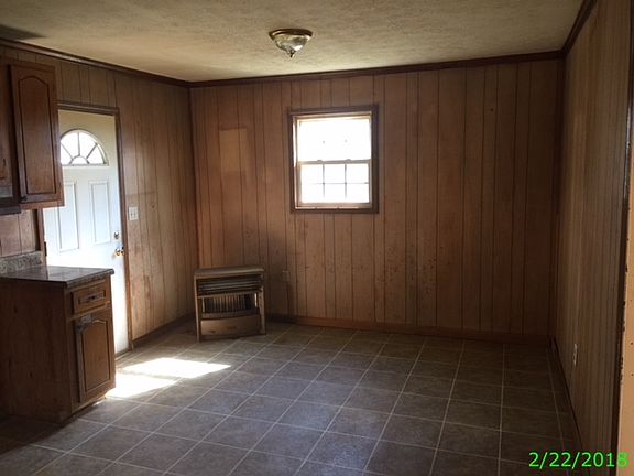 4th image of 1086 Freeman Starks Dr