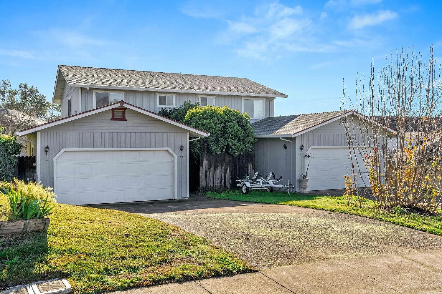 184 Westview Dr photo 1