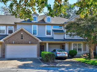 1004 Grand Oak Ln, Virginia Beach, VA 23455