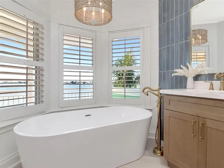 644 Boca Ciega Isle Dr — Photo 39