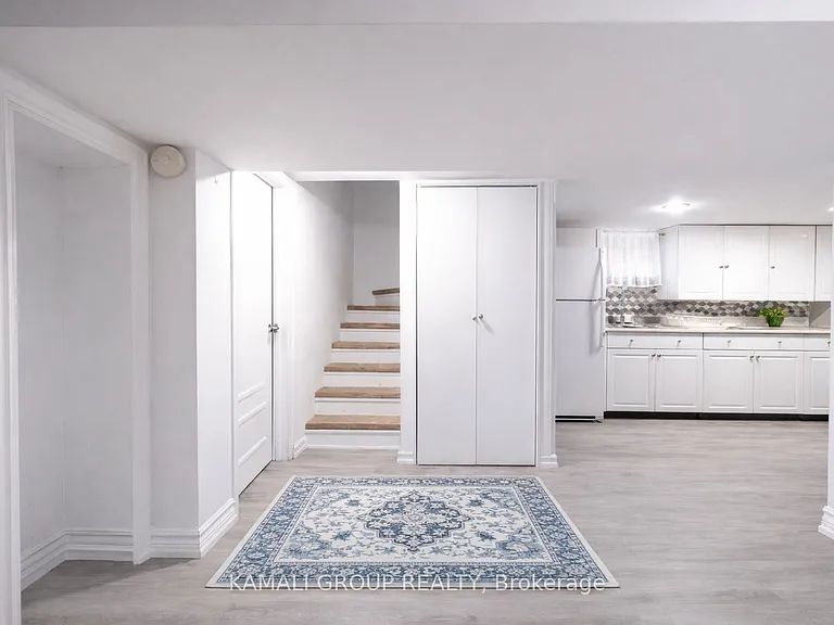 46 Centre St E #BASEMENT — Photo 5