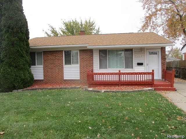 1st image of 32219 Birchwood St