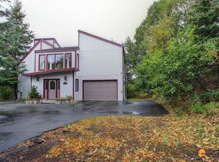 9890 Slalom Dr, Anchorage, AK 99507