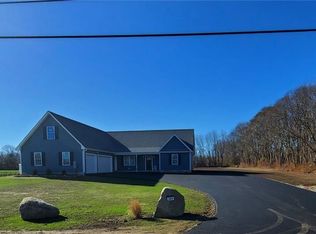 301 Iron Mine Hill Rd, North Smithfield, RI 02896