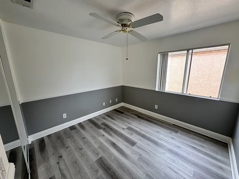 9606 Galvin Ave — Photo 13