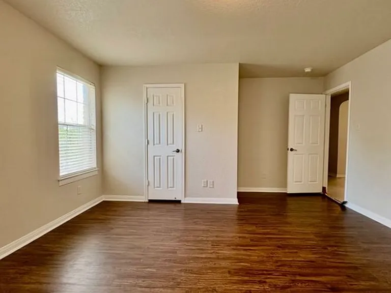21115 Cape Coral — Photo 16