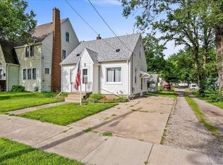 129 Linden Ave, Waterloo, IA 50703