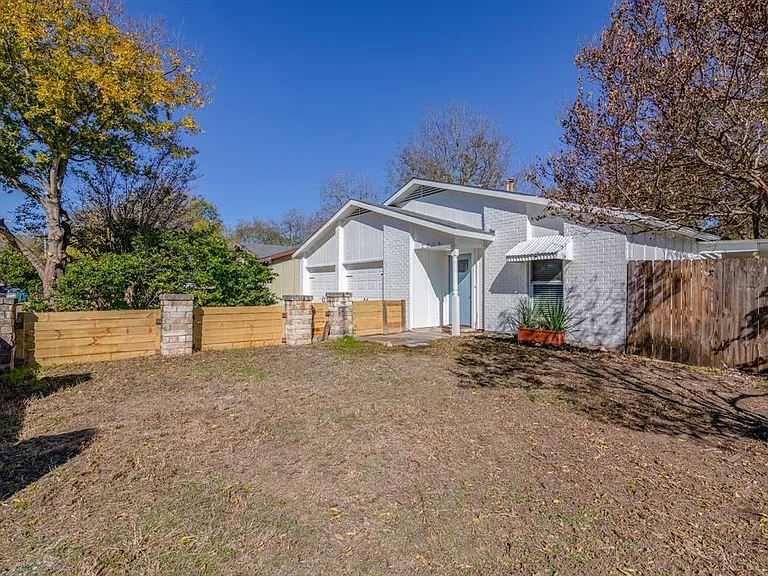 2516 Palo Verde Dr — Photo 2