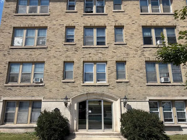1303 Cass, 1303 N Cass St APT 206, Milwaukee, WI 53202