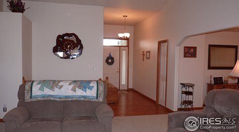 3rd image of 213 Settlers Dr