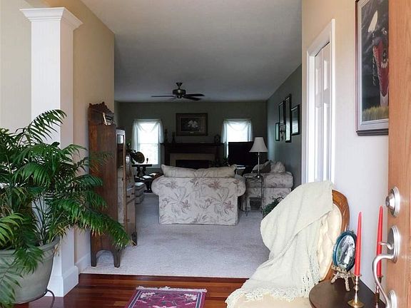 3rd image of 4311 Winterwood Ln