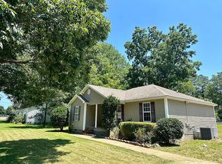 5300 Broad St, Trezevant, TN 38258