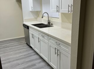 1219 N Columbus Ave #105, Glendale, CA 91202