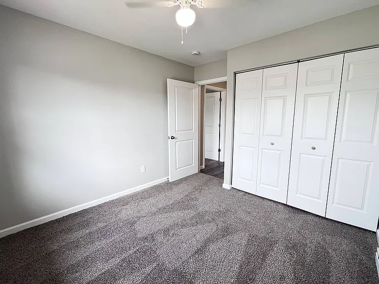 Wyndemere Apartments — Photo 84