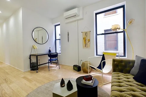 Rented by New Holland Residences | media 2