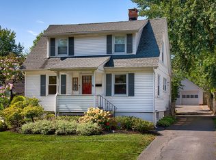 18 Bridge St, Chatham, NJ 07928