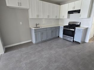 25 Edgar St #2B, East Orange, NJ 07018