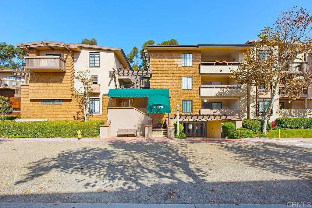 3 bed, 1426 sqft, $4,800 — Photo 1