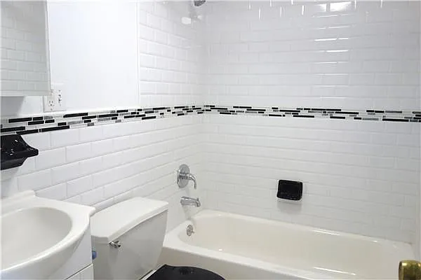 Rented by Avenue Sotheby's International Realty | media 23